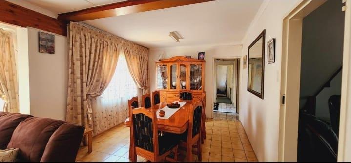 5 Bedroom Property for Sale in Eldorado Park Gauteng
