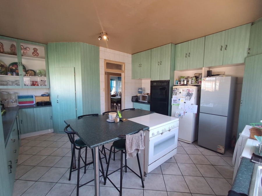 4 Bedroom Property for Sale in Glenanda Gauteng