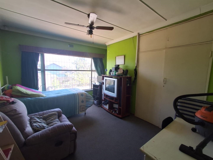 4 Bedroom Property for Sale in Glenanda Gauteng