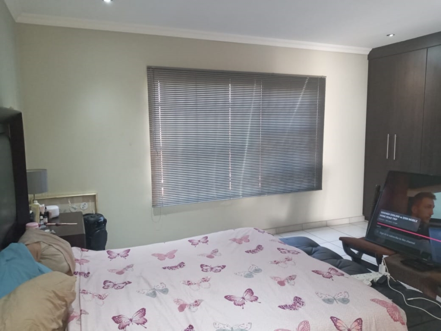 3 Bedroom Property for Sale in Kookrus Gauteng