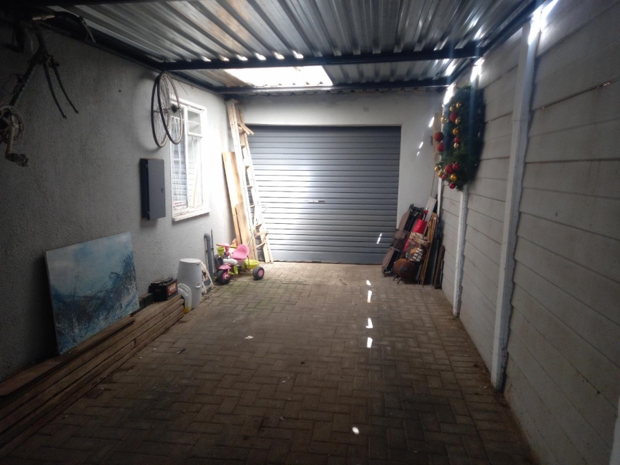 3 Bedroom Property for Sale in South Hills Gauteng