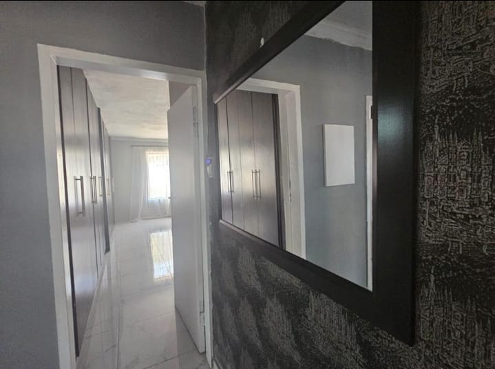 3 Bedroom Property for Sale in Kibler Park Gauteng