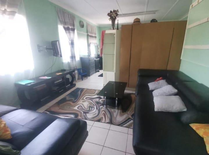 3 Bedroom Property for Sale in Robertsham Gauteng