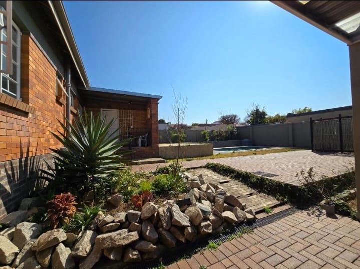3 Bedroom Property for Sale in Chrisville Gauteng