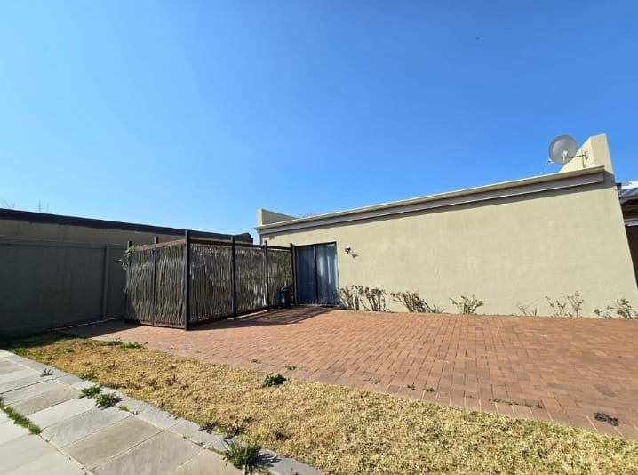 3 Bedroom Property for Sale in Chrisville Gauteng
