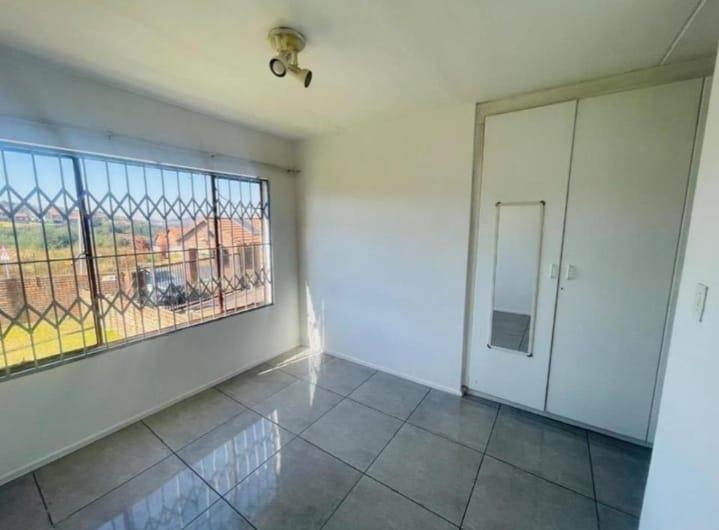 2 Bedroom Property for Sale in Mondeor Gauteng