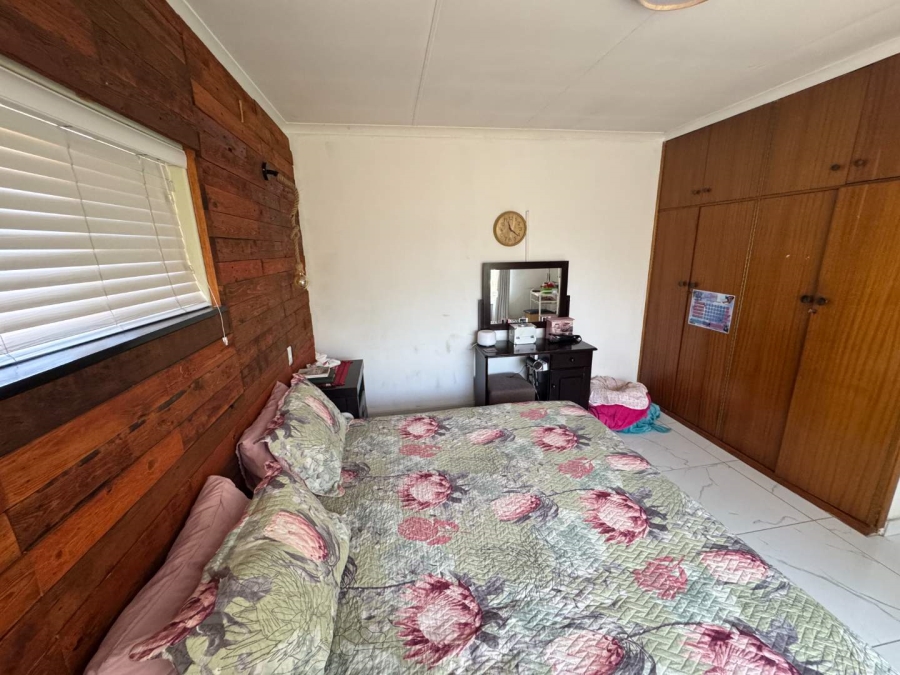 3 Bedroom Property for Sale in Verwoerdpark Gauteng