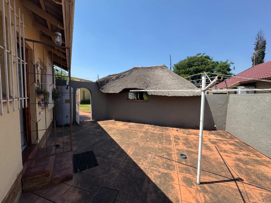 3 Bedroom Property for Sale in Verwoerdpark Gauteng