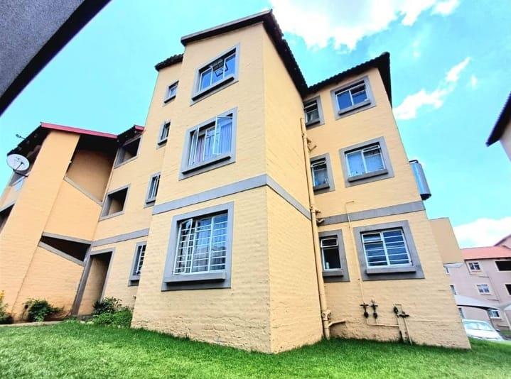 3 Bedroom Property for Sale in Ormonde Gauteng