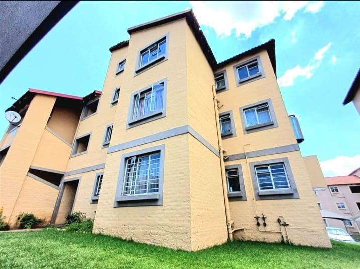 3 Bedroom Property for Sale in Ormonde Gauteng