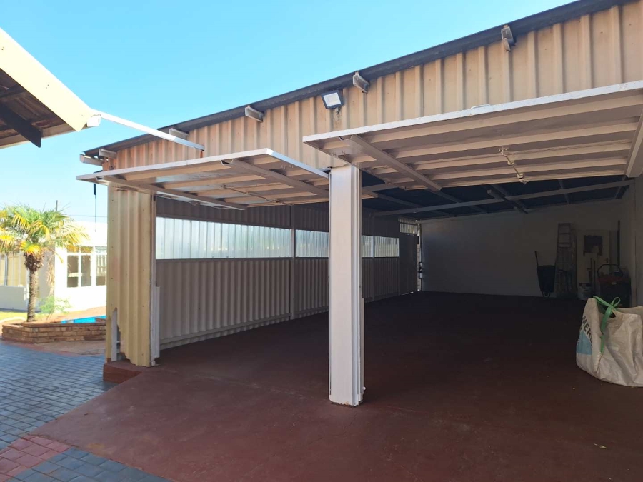 3 Bedroom Property for Sale in Marlands Gauteng