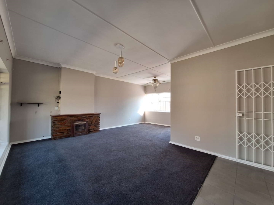 3 Bedroom Property for Sale in Marlands Gauteng