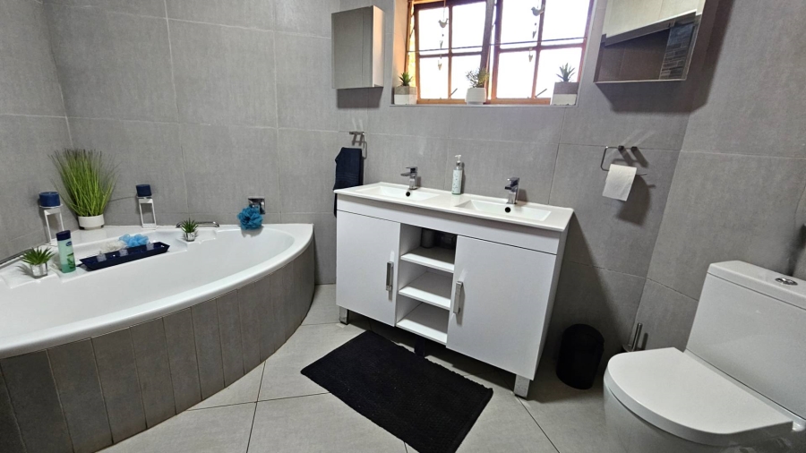 3 Bedroom Property for Sale in Montana Park Gauteng