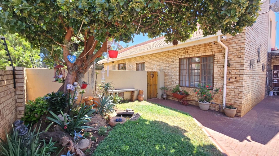 3 Bedroom Property for Sale in Montana Park Gauteng