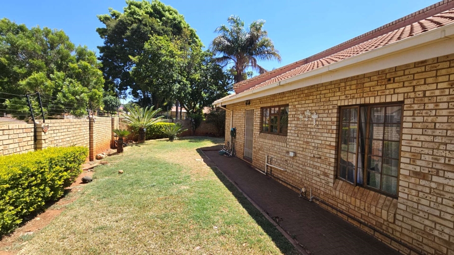 3 Bedroom Property for Sale in Montana Park Gauteng