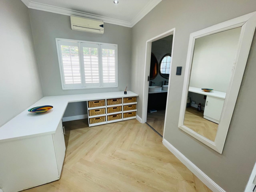 To Let 4 Bedroom Property for Rent in River Club Gauteng