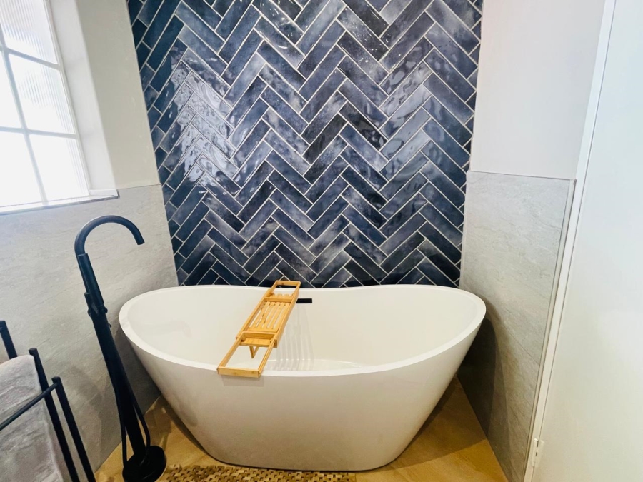 To Let 4 Bedroom Property for Rent in River Club Gauteng