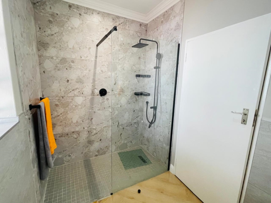 To Let 4 Bedroom Property for Rent in River Club Gauteng