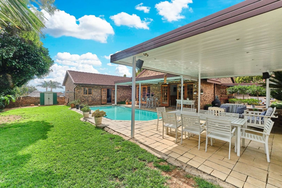 4 Bedroom Property for Sale in Randpark Ridge Gauteng