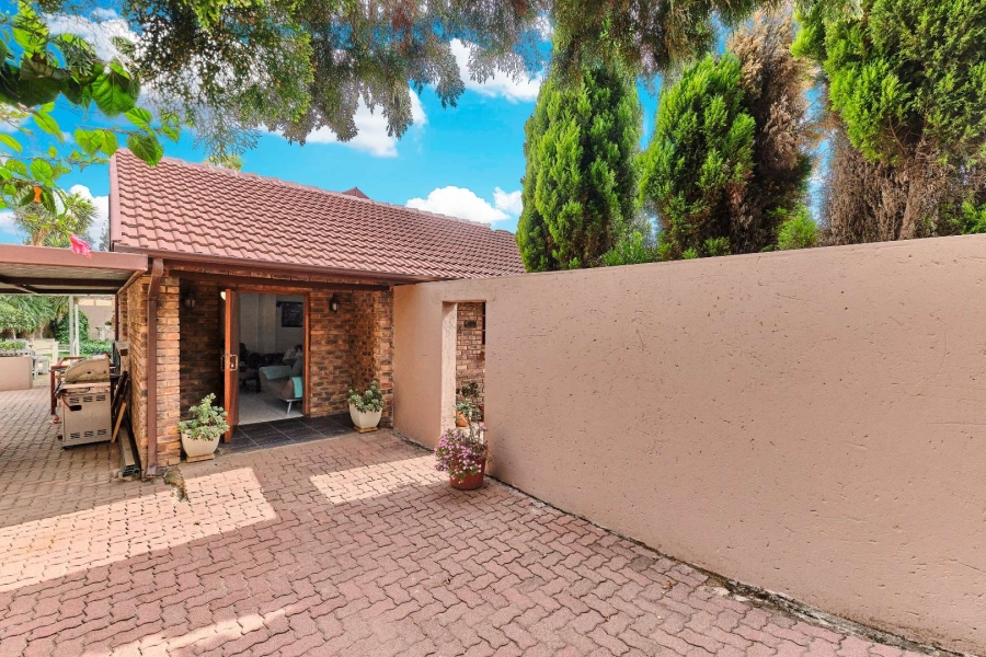 4 Bedroom Property for Sale in Randpark Ridge Gauteng