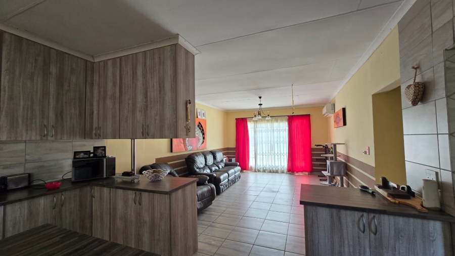 13 Bedroom Property for Sale in Eldorette Gauteng