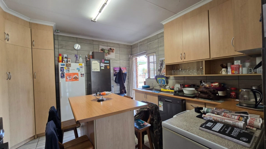 13 Bedroom Property for Sale in Eldorette Gauteng