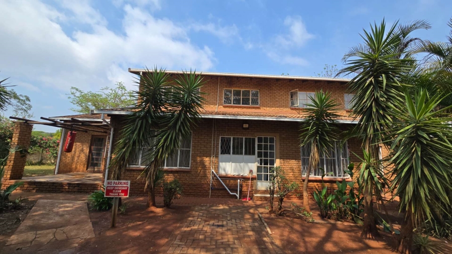 13 Bedroom Property for Sale in Eldorette Gauteng