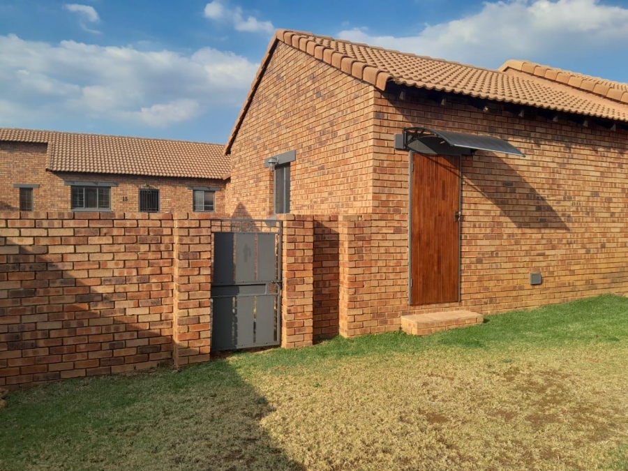2 Bedroom Property for Sale in Mooikloof Ridge Gauteng