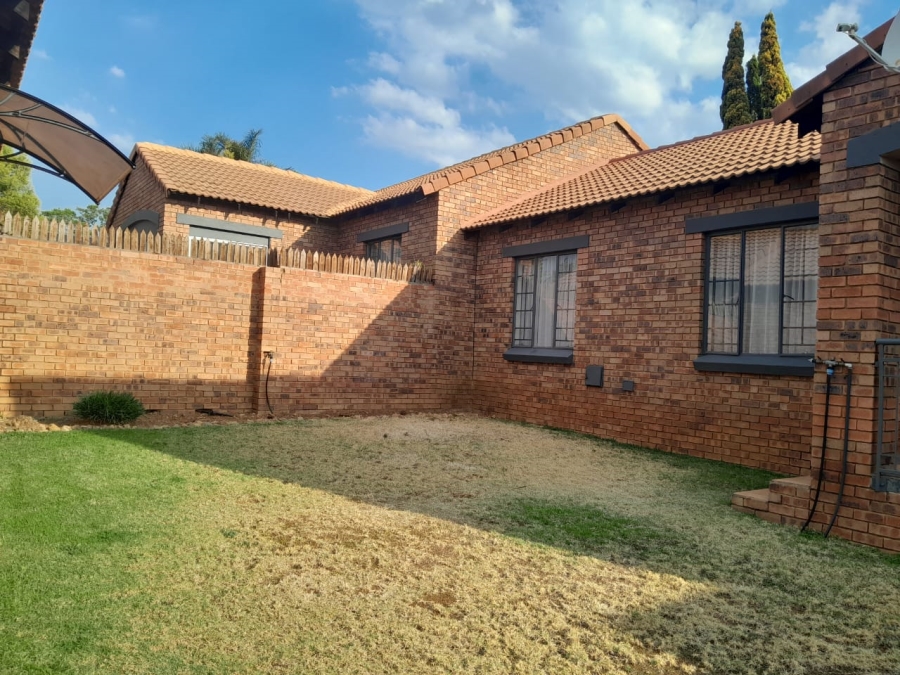 2 Bedroom Property for Sale in Mooikloof Ridge Gauteng