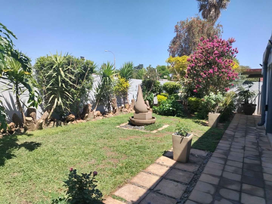 3 Bedroom Property for Sale in Birchleigh Gauteng