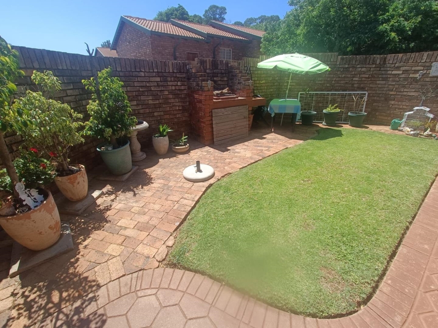 2 Bedroom Property for Sale in Clubview Gauteng