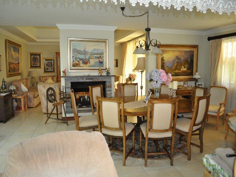 To Let 3 Bedroom Property for Rent in Silverwoods Country Estate Gauteng
