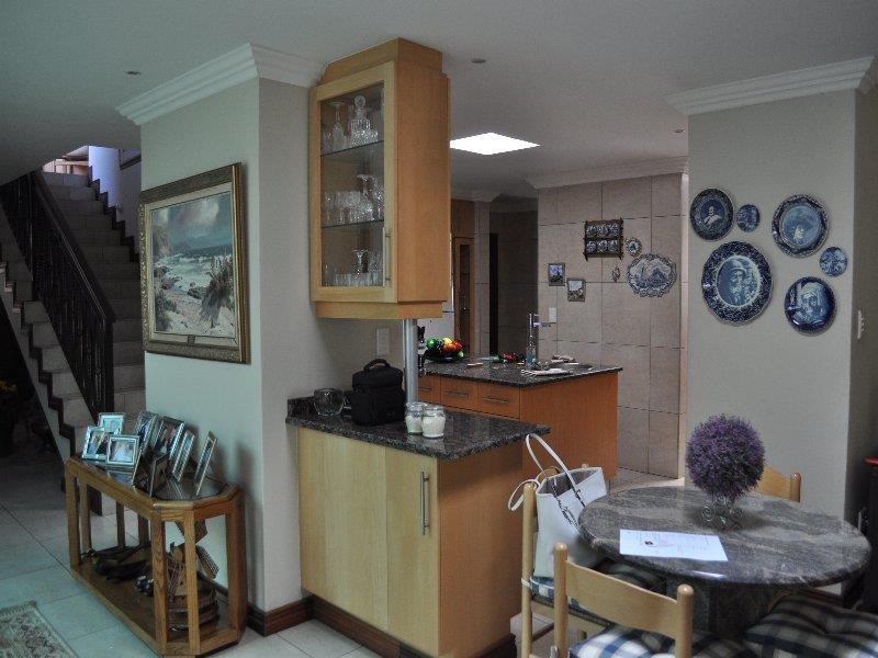 To Let 3 Bedroom Property for Rent in Silverwoods Country Estate Gauteng