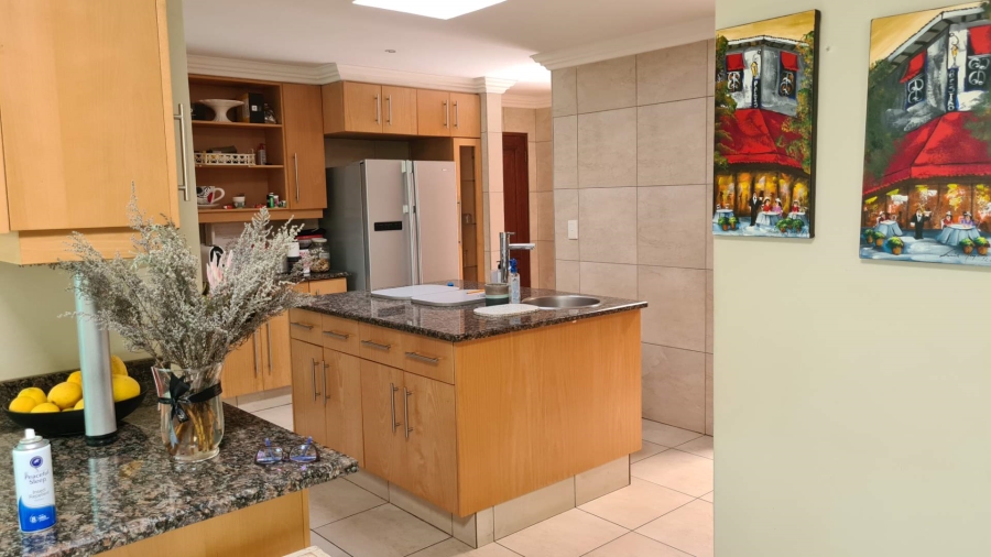 To Let 3 Bedroom Property for Rent in Silverwoods Country Estate Gauteng