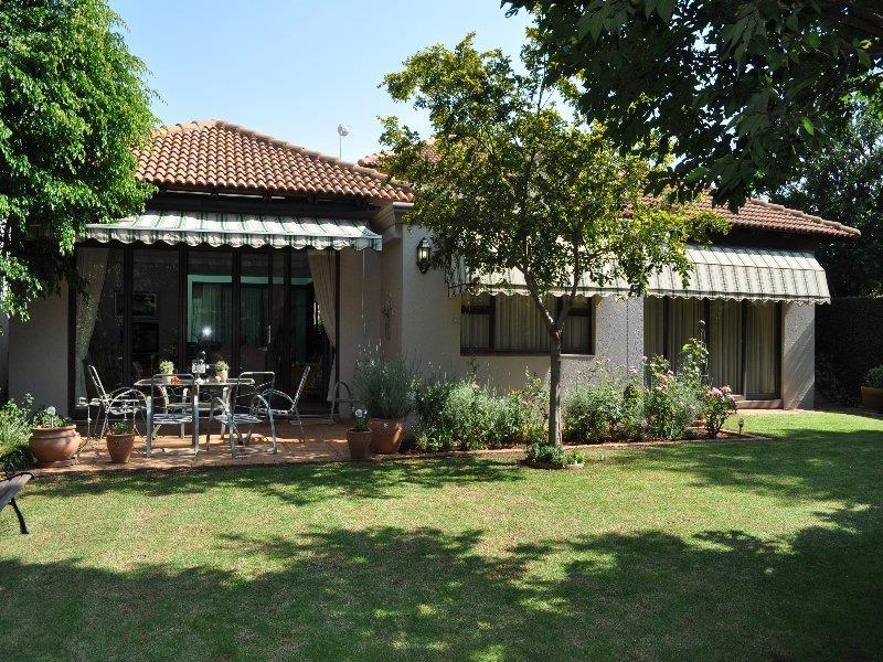 To Let 3 Bedroom Property for Rent in Silverwoods Country Estate Gauteng