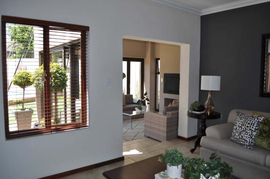 3 Bedroom Property for Sale in Olympus Gauteng