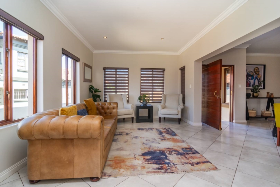 To Let 4 Bedroom Property for Rent in Homes Haven Gauteng