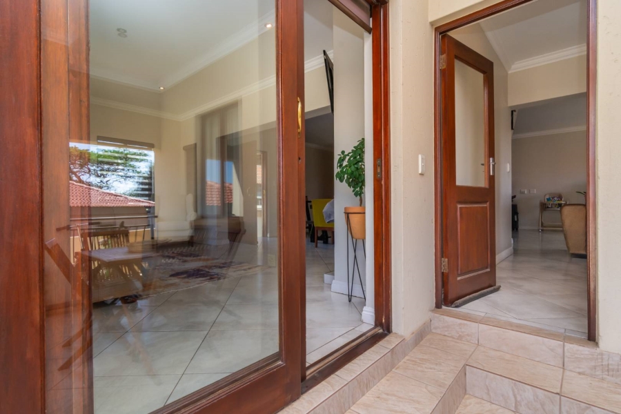 To Let 4 Bedroom Property for Rent in Homes Haven Gauteng