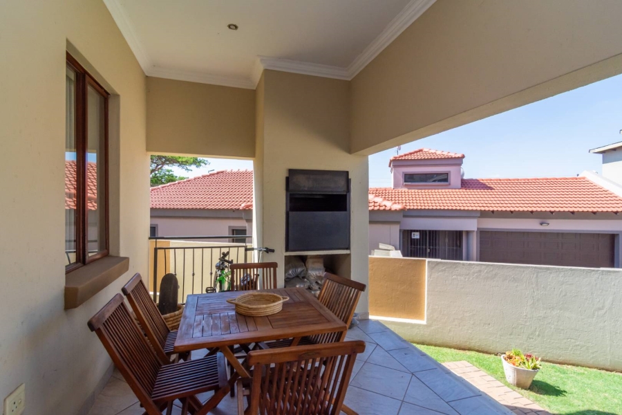 To Let 4 Bedroom Property for Rent in Homes Haven Gauteng