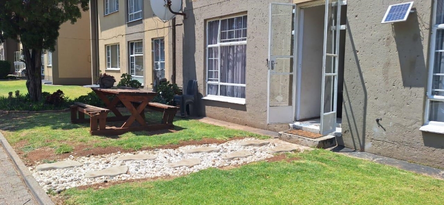 3 Bedroom Property for Sale in Verwoerdpark Gauteng