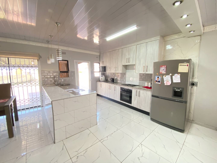 3 Bedroom Property for Sale in Kibler Park Gauteng