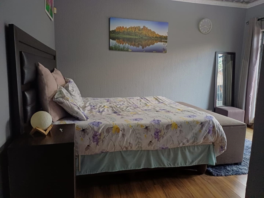 3 Bedroom Property for Sale in Brackendowns Gauteng
