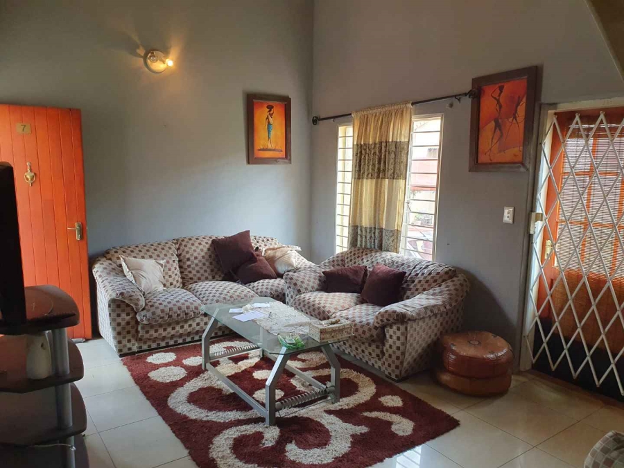 4 Bedroom Property for Sale in Ridgeway Gauteng