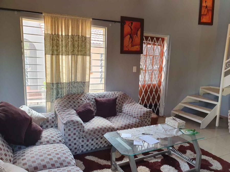 4 Bedroom Property for Sale in Ridgeway Gauteng