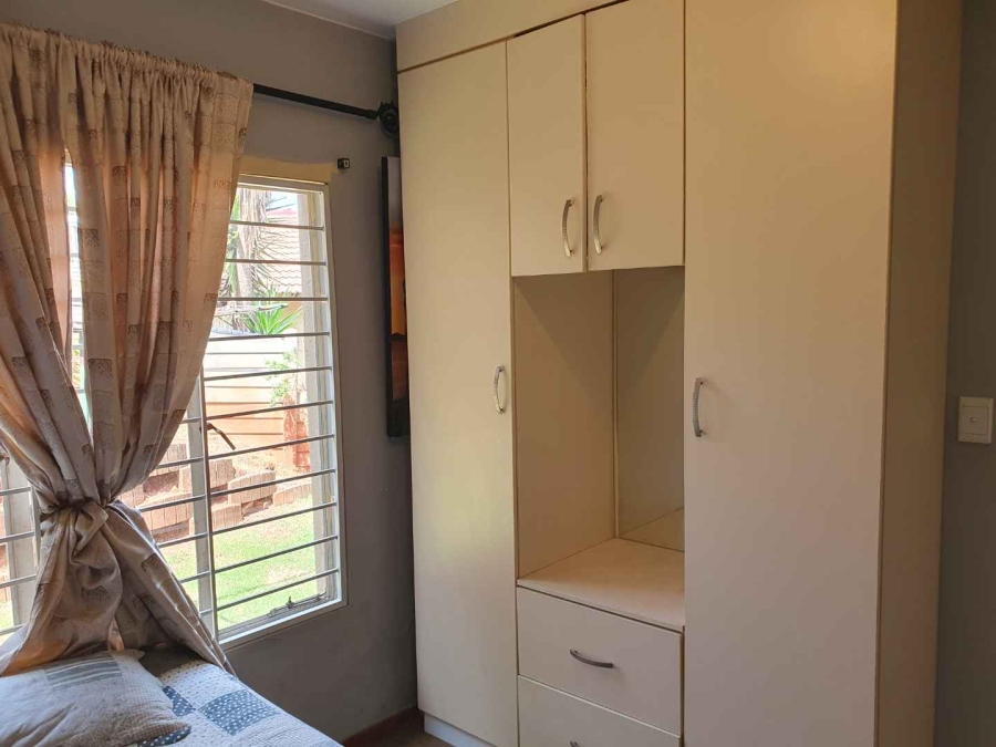 4 Bedroom Property for Sale in Ridgeway Gauteng