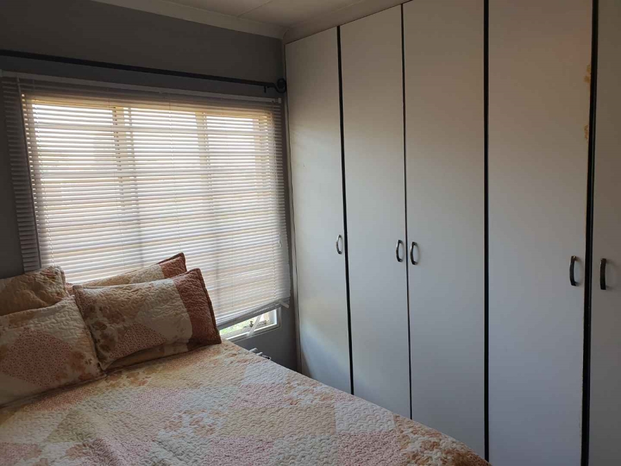 4 Bedroom Property for Sale in Ridgeway Gauteng