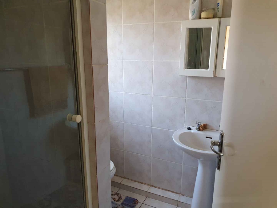 4 Bedroom Property for Sale in Ridgeway Gauteng