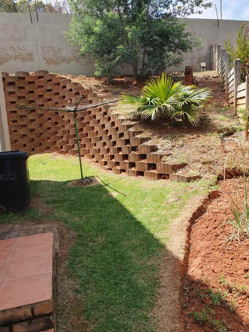 4 Bedroom Property for Sale in Ridgeway Gauteng