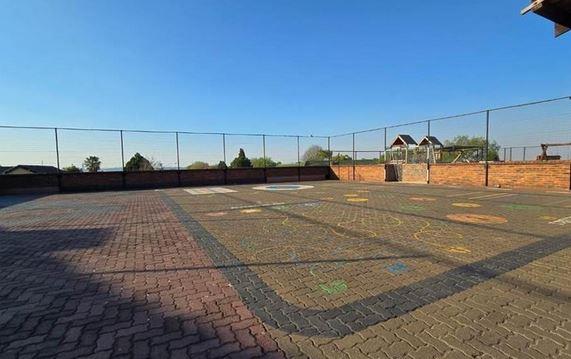 2 Bedroom Property for Sale in Linmeyer Gauteng