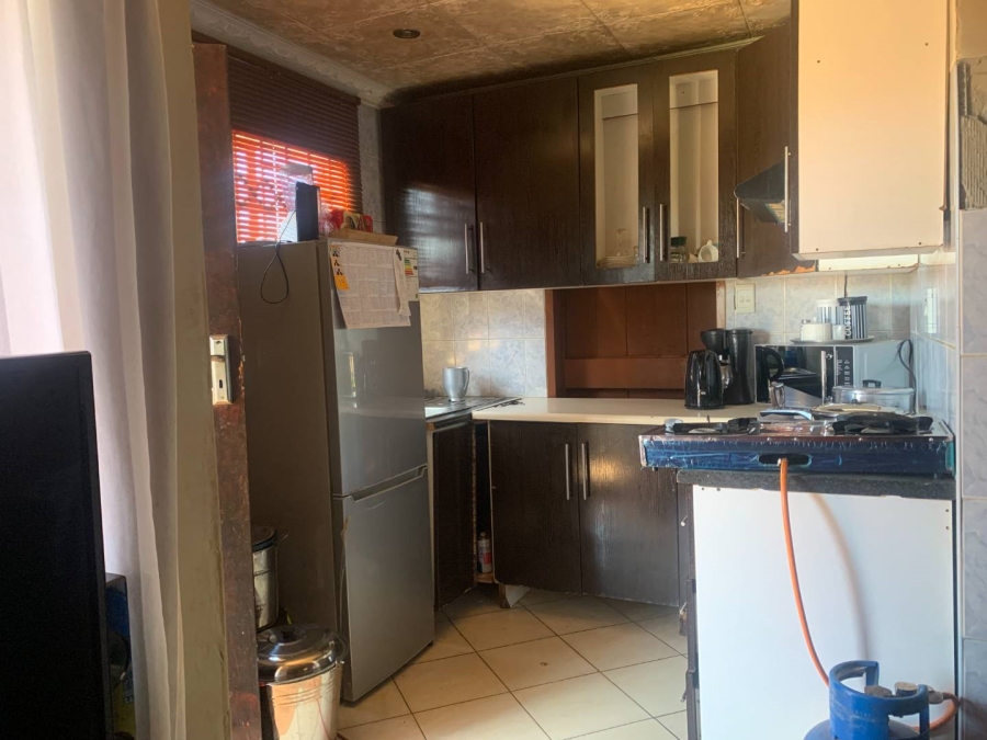 2 Bedroom Property for Sale in Lufhereng Gauteng